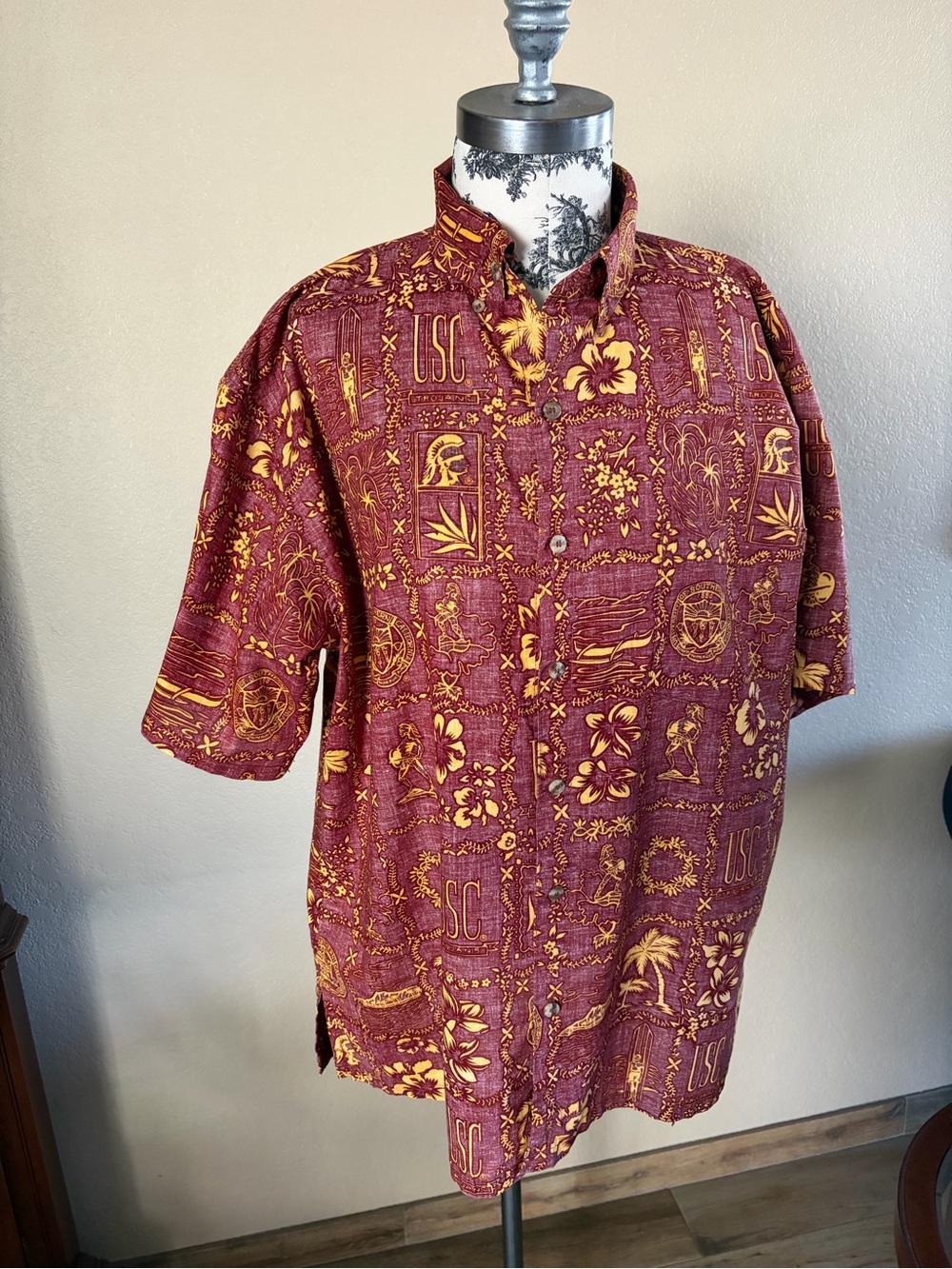 Ke Nui USC  Hawaiian Button-Up Shirt